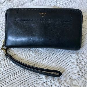 Fossil Black Leather Zip Wallet